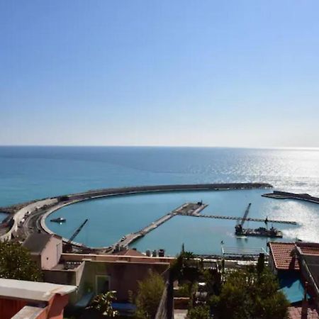 Attico D' Amare Apartment Ventimiglia Ngoại thất bức ảnh