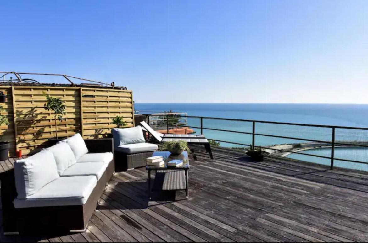 Attico D' Amare Apartment Ventimiglia Ngoại thất bức ảnh